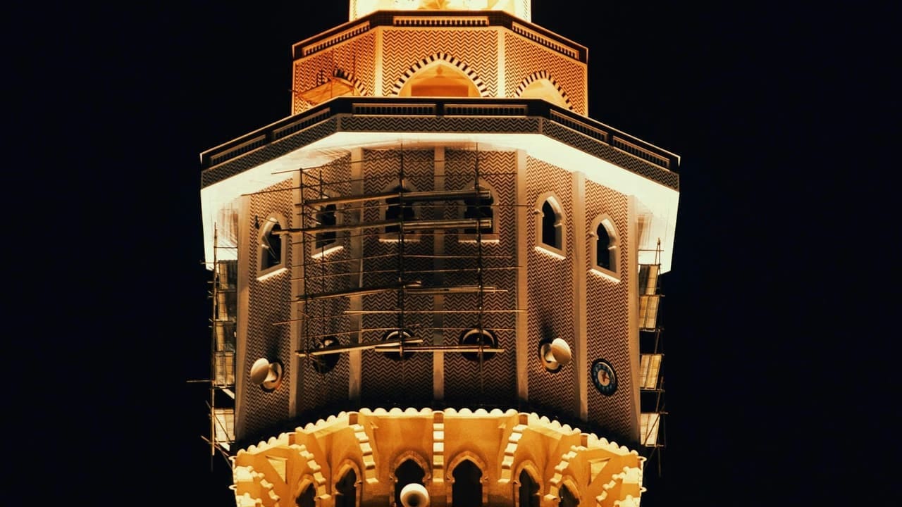 Monument et tour de l'horloge dans le centre-ville de Thiès, Sénégal
